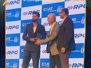 Shami, Southee & Salt Gets Felicitated at CEAT Cricket Awards  