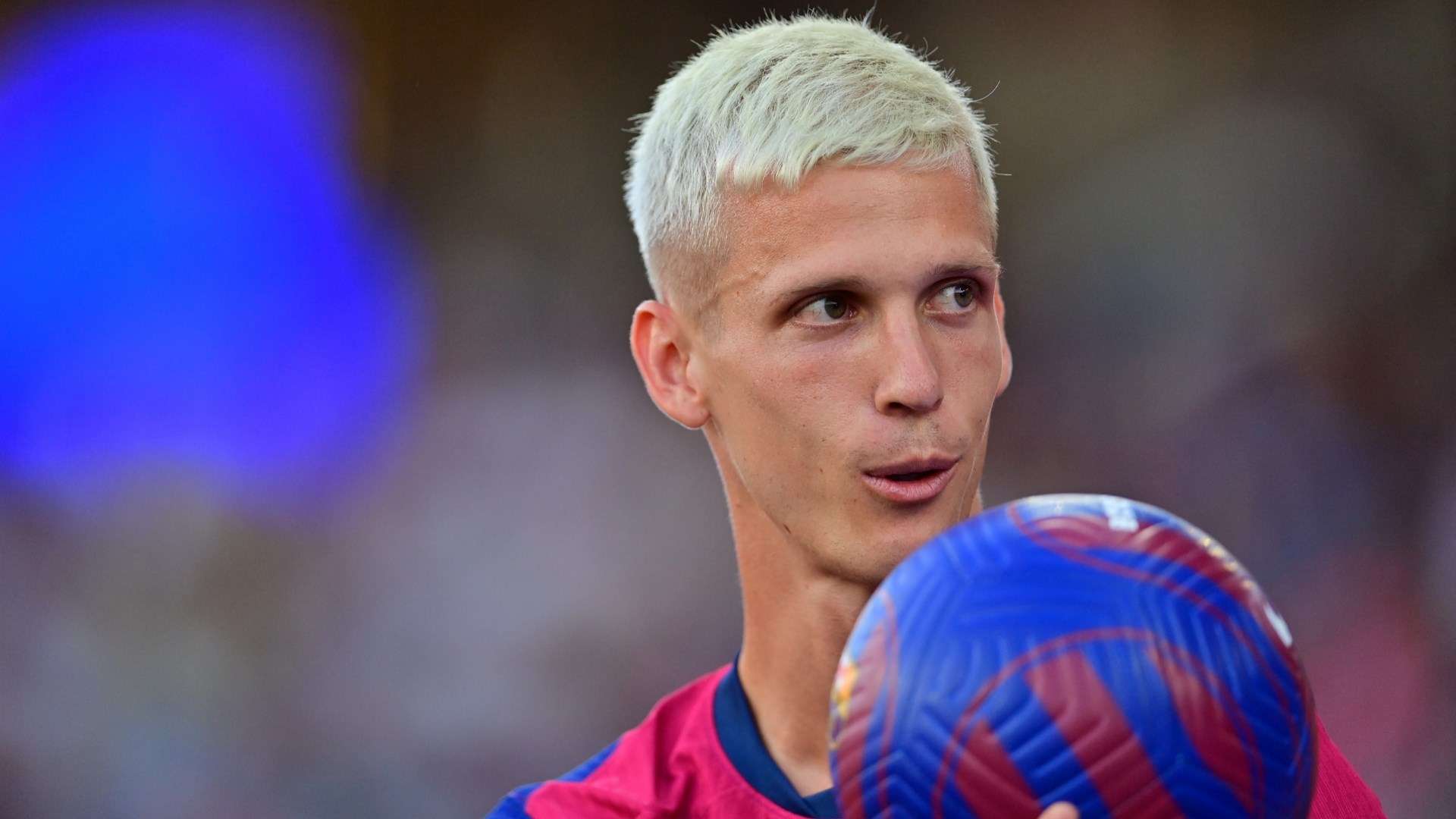 Flick still doesn't know when Olmo will make Barcelona debut  