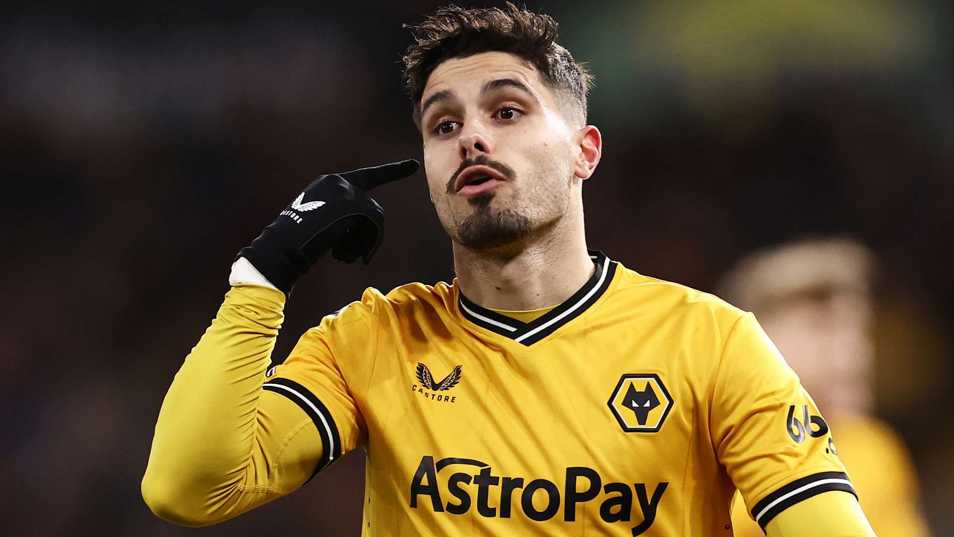 Chelsea reach agreement to sign Neto from Wolves for €63m  