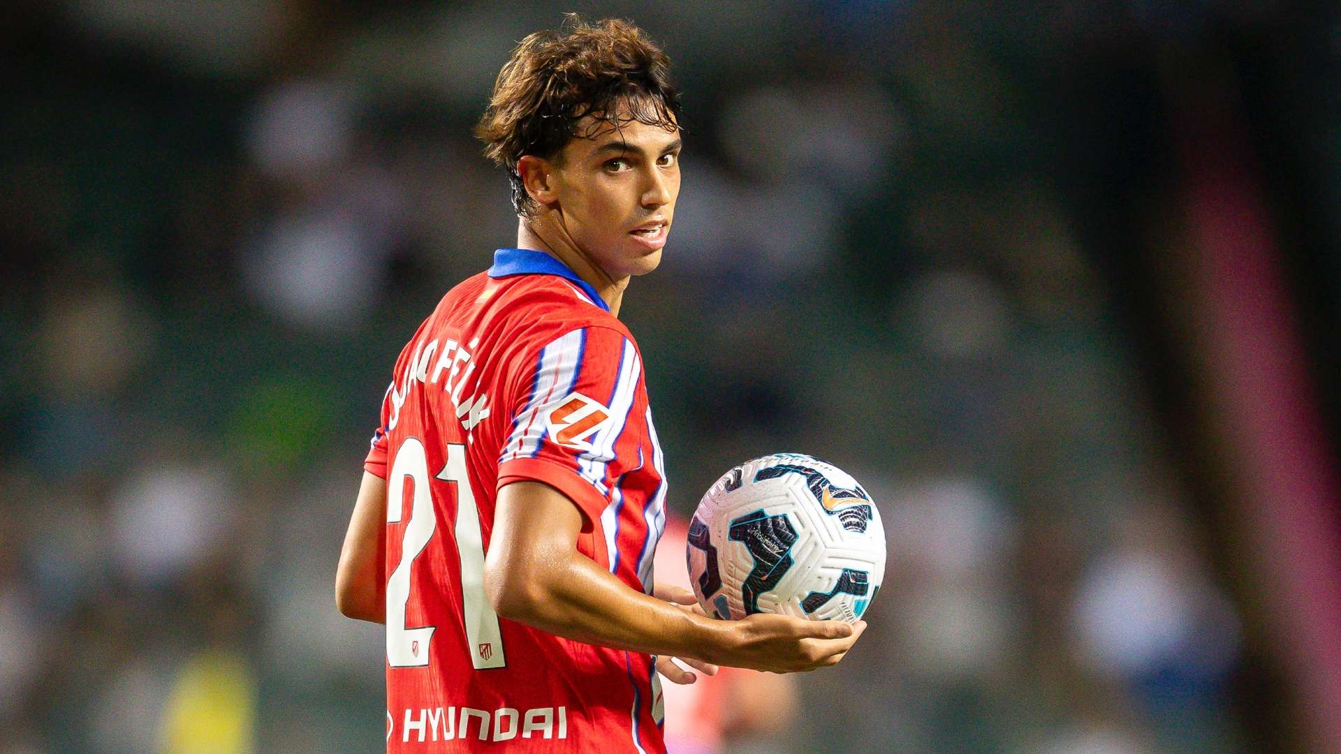Felix returns to Chelsea 'home' in £45.5m deal  