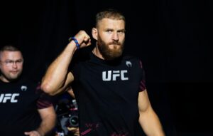 Former Champion Jan Blachowicz criticizes UFC for protecting Alex Pereira  