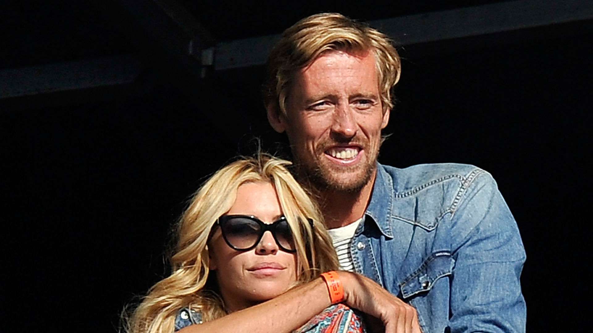 Crouch reveals Benitez told him to 'rein it in' over Abbey pics  