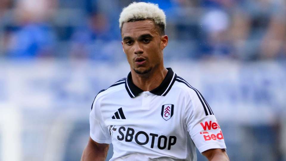 USMNT's Robinson helps Fulham upset Newcastle  