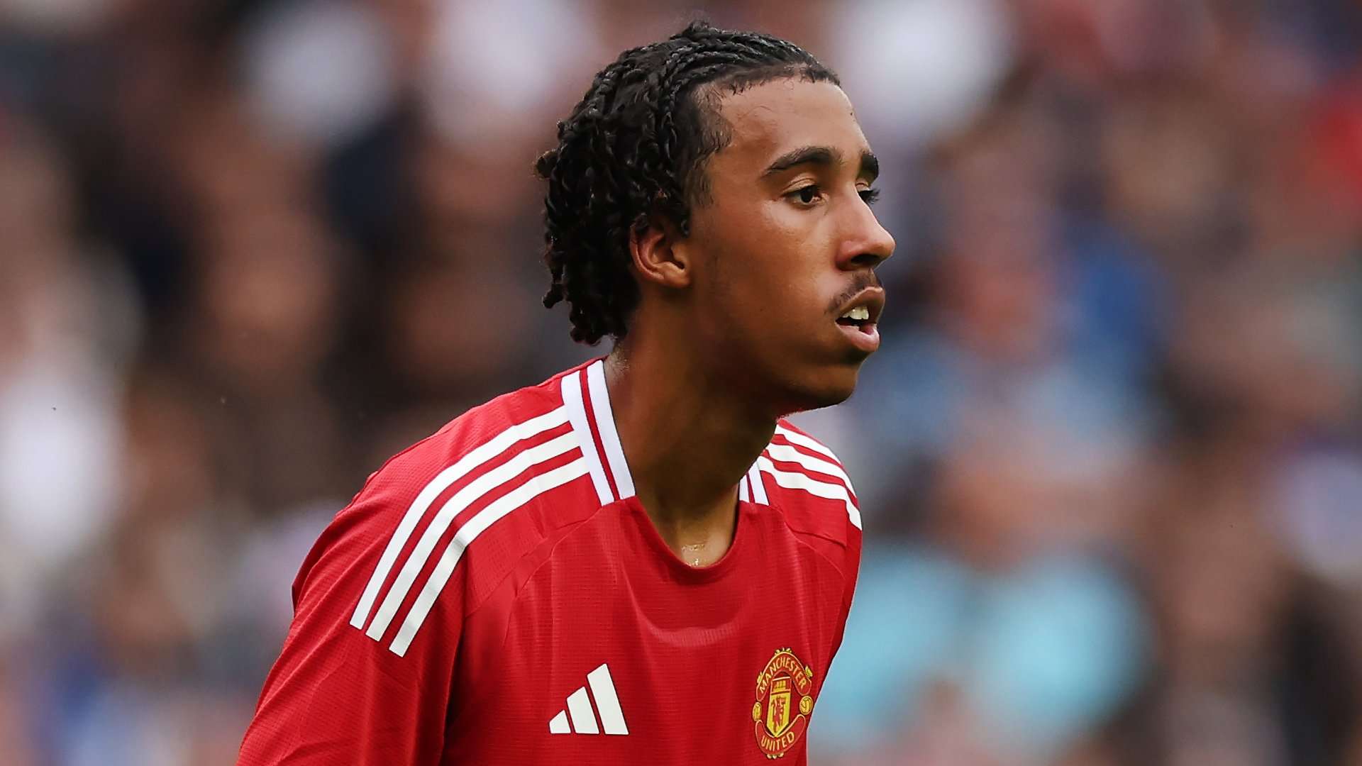 Why Leny Yoro joined Manchester United over Real Madrid  