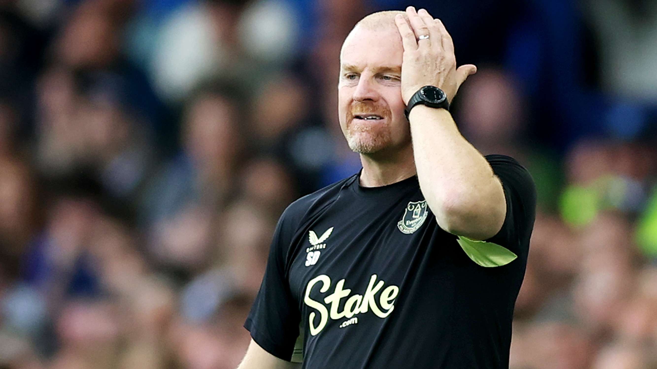 Dyche desperate to keep Everton job under new owners  