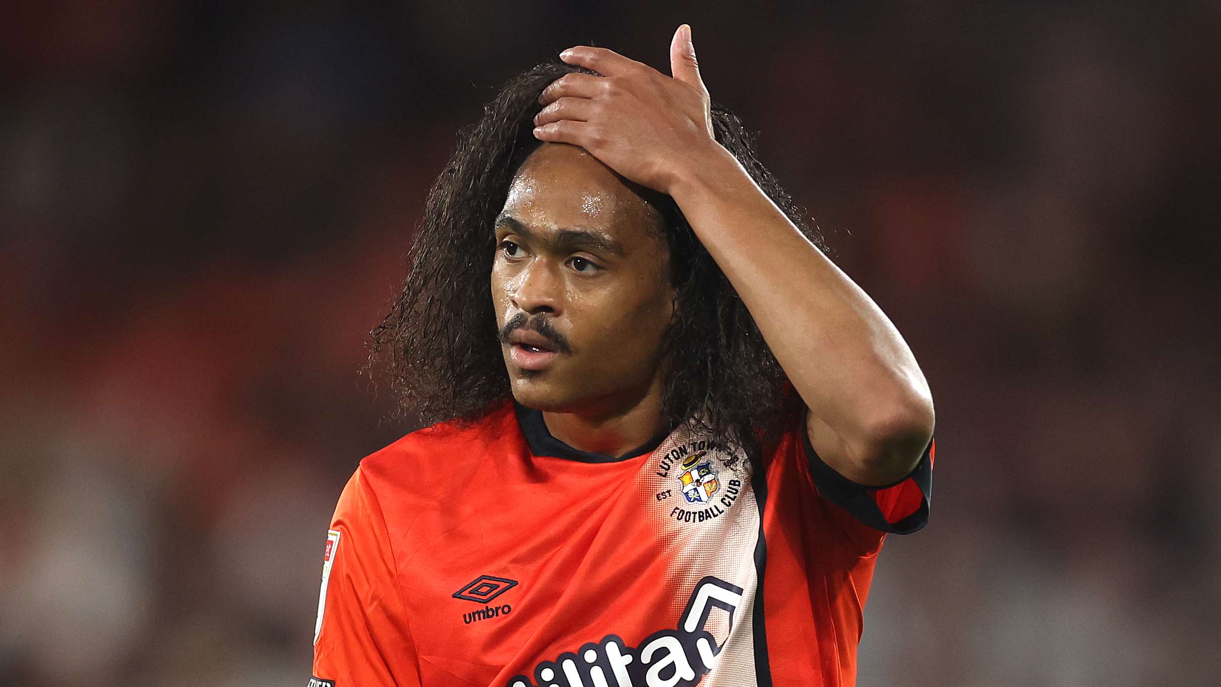 Ex-Man Utd star Chong collapses on pitch in terrifying scenes  