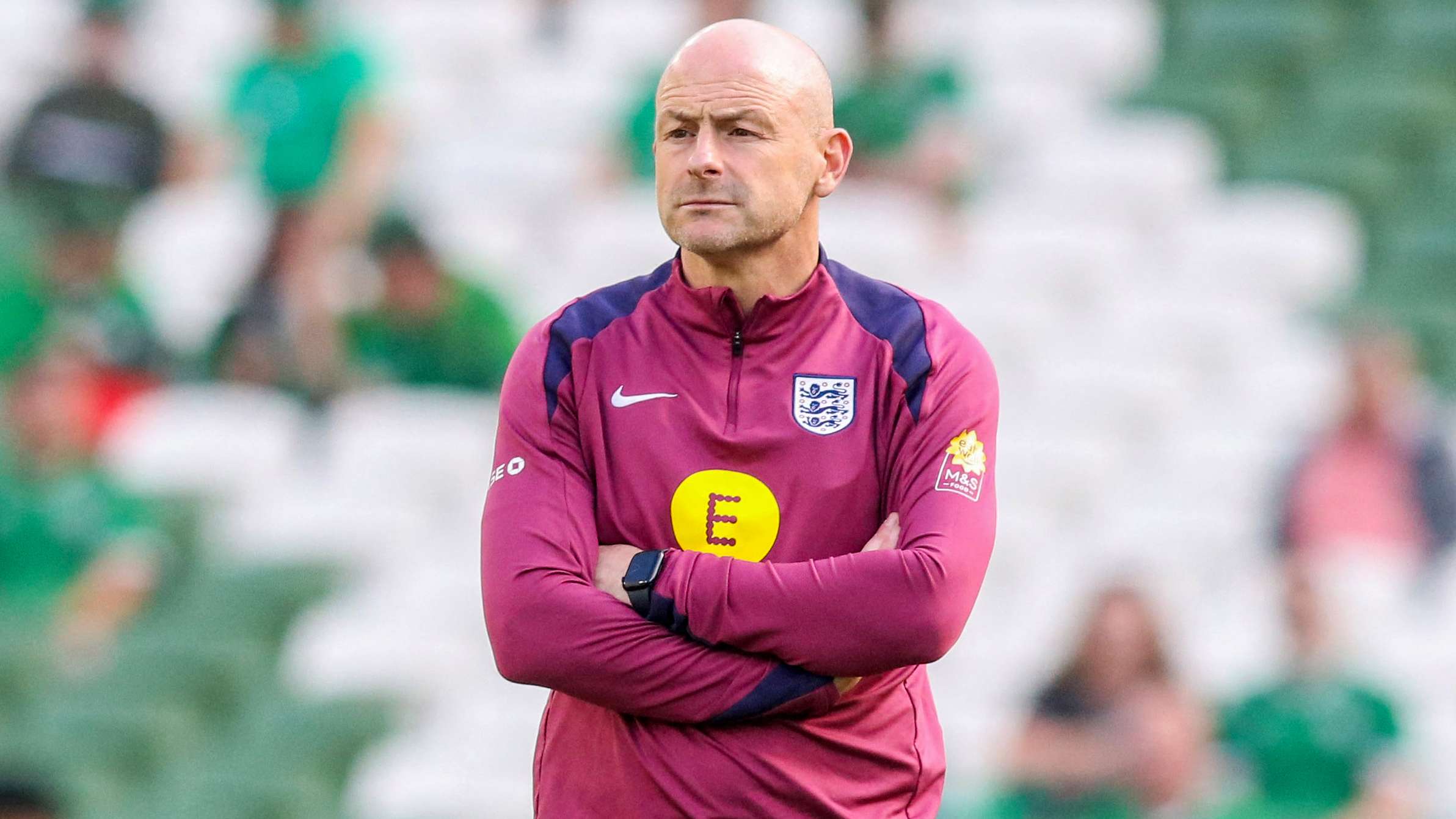Carsley told he "must" sing national anthem  