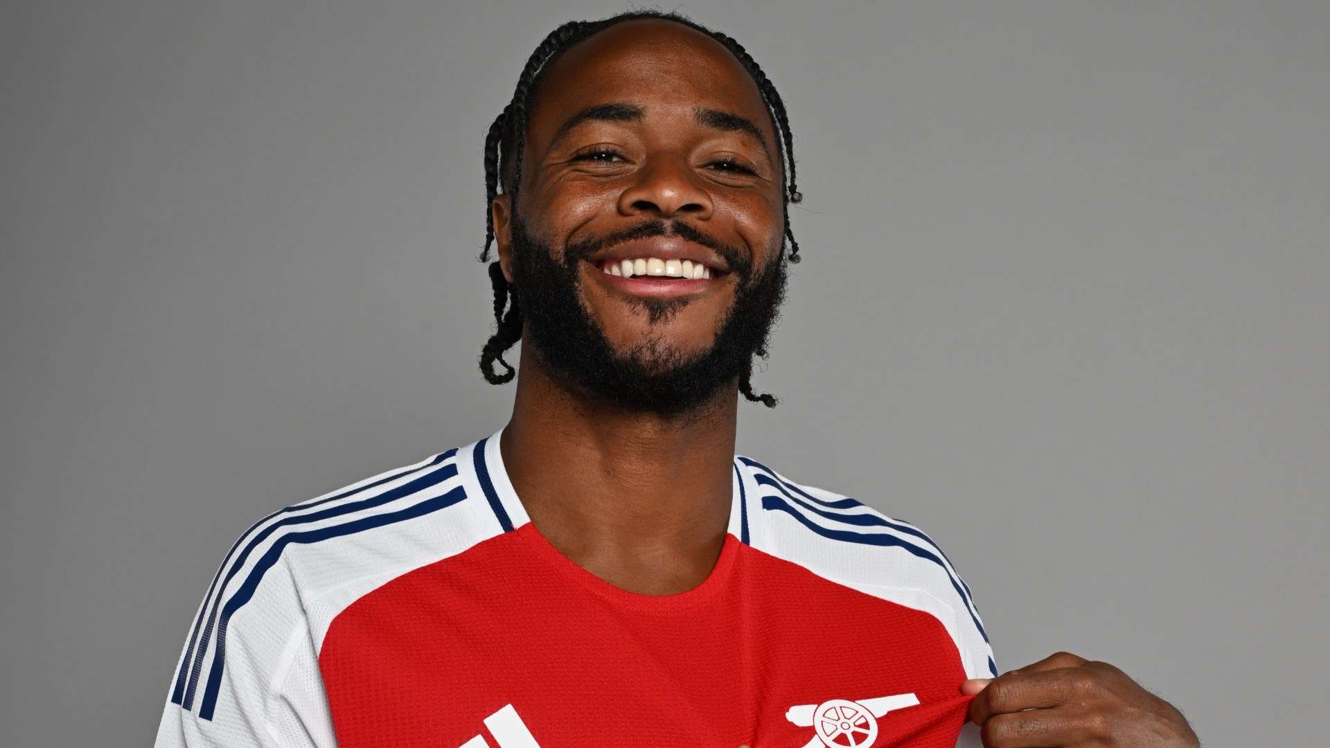 Sterling explains why Arsenal is a 'perfect fit' following Chelsea exit  
