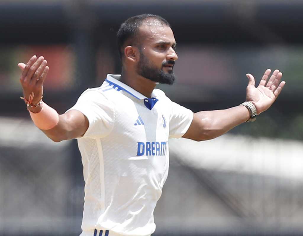 Akash Deep hits his spots, fits right in  