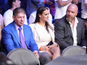 "I have a big smile..."- Stephanie McMahon opens up about turning heel in WWE "I have a big smile..."- Stephanie McMahon opens up about turning heel in WWE