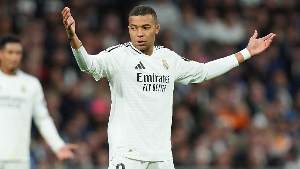 Mbappe sets woeful 15-year La Liga record in Barcelona drubbing  