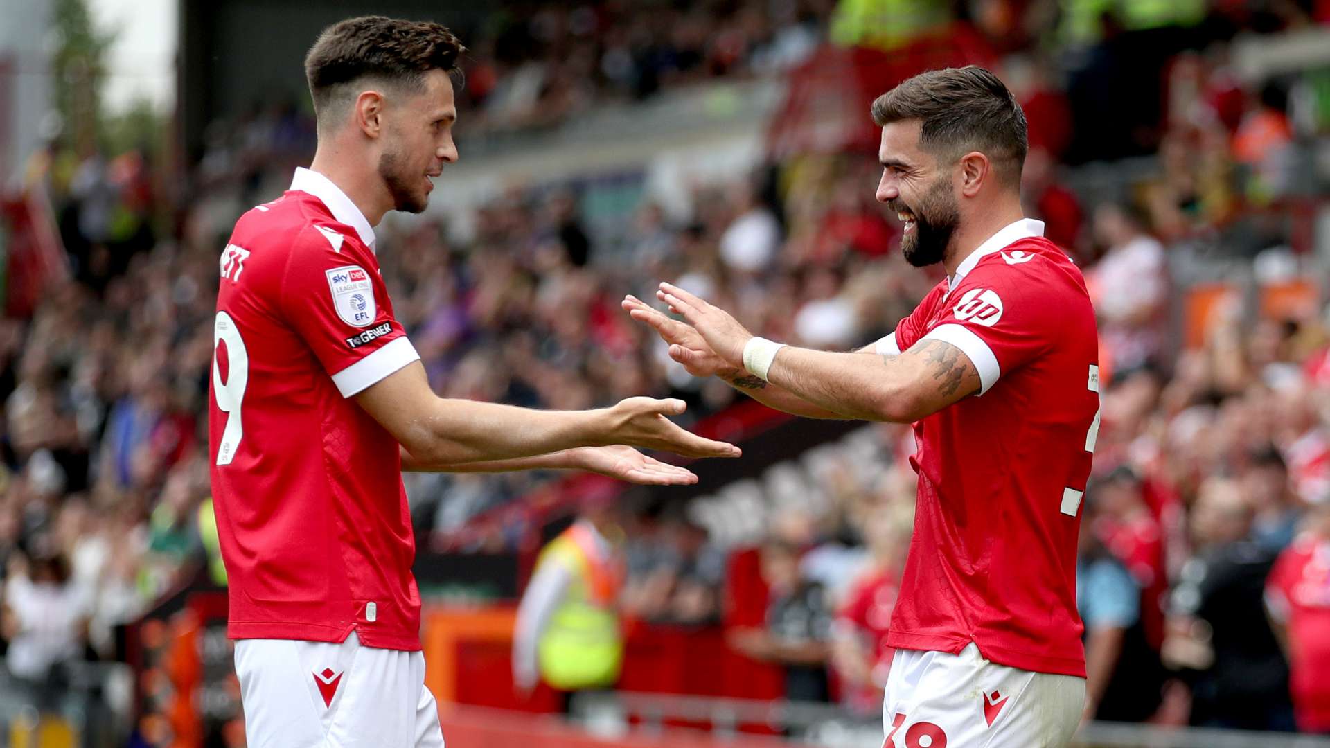 Wrexham win to cut gap on League One leaders Birmingham  