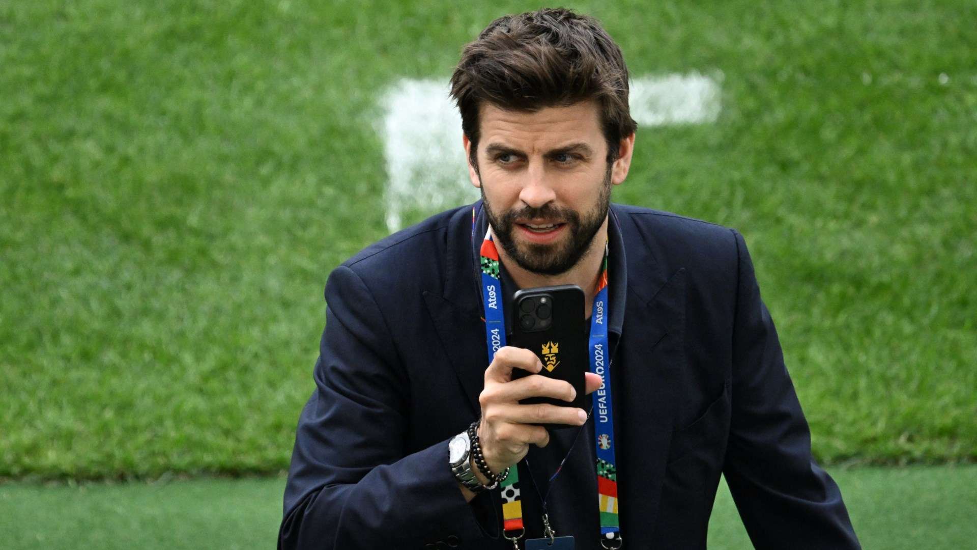 Pique taunts Real Madrid on social media after El Clasico rout  