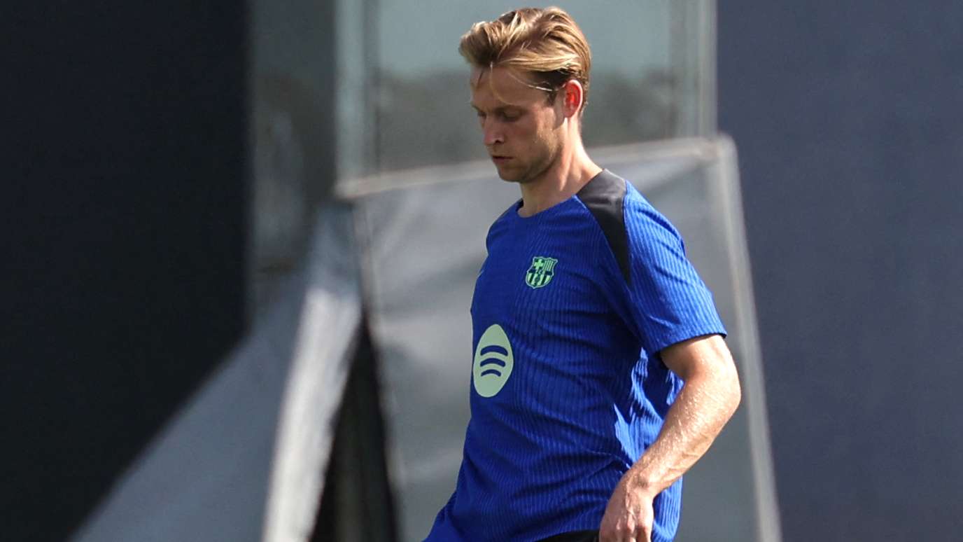 De Jong is back! Barcelona handed long-awaited injury boost  