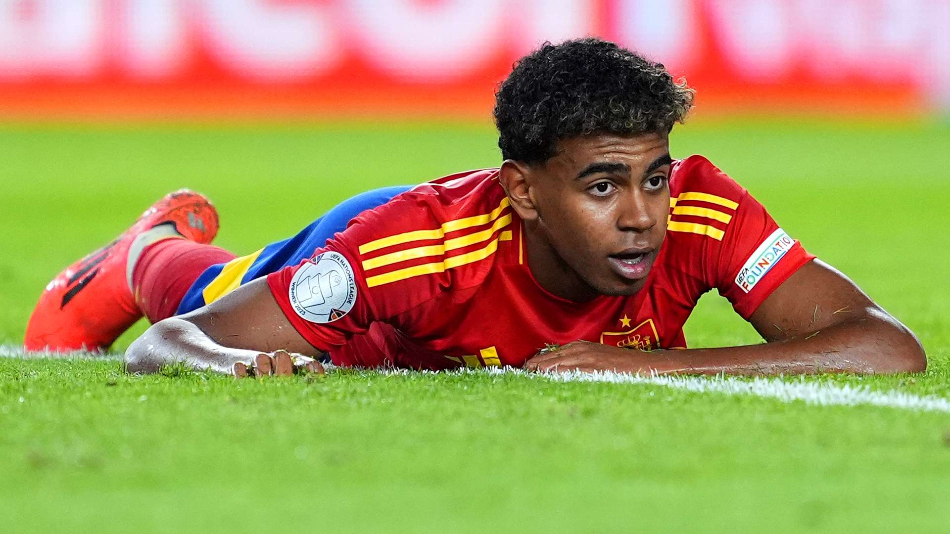 Barcelona confirm Yamal injury after Spain star spotted limping  