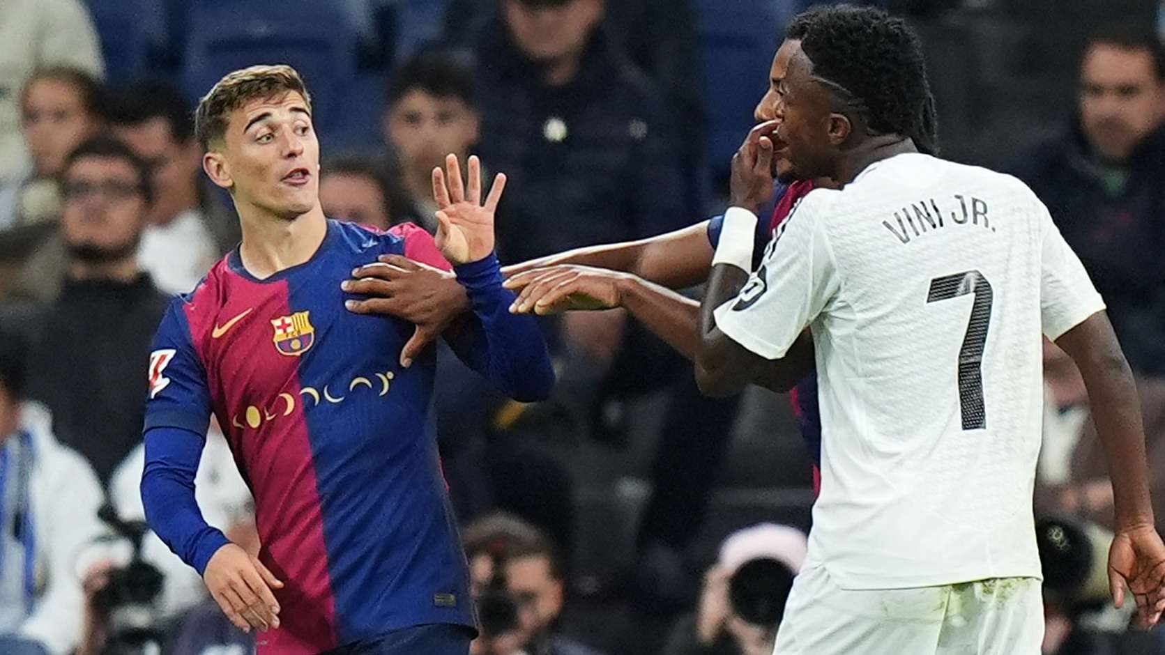 Vinicius Jr makes Ballon d'Or taunt after Gavi provocation in El Clasico  