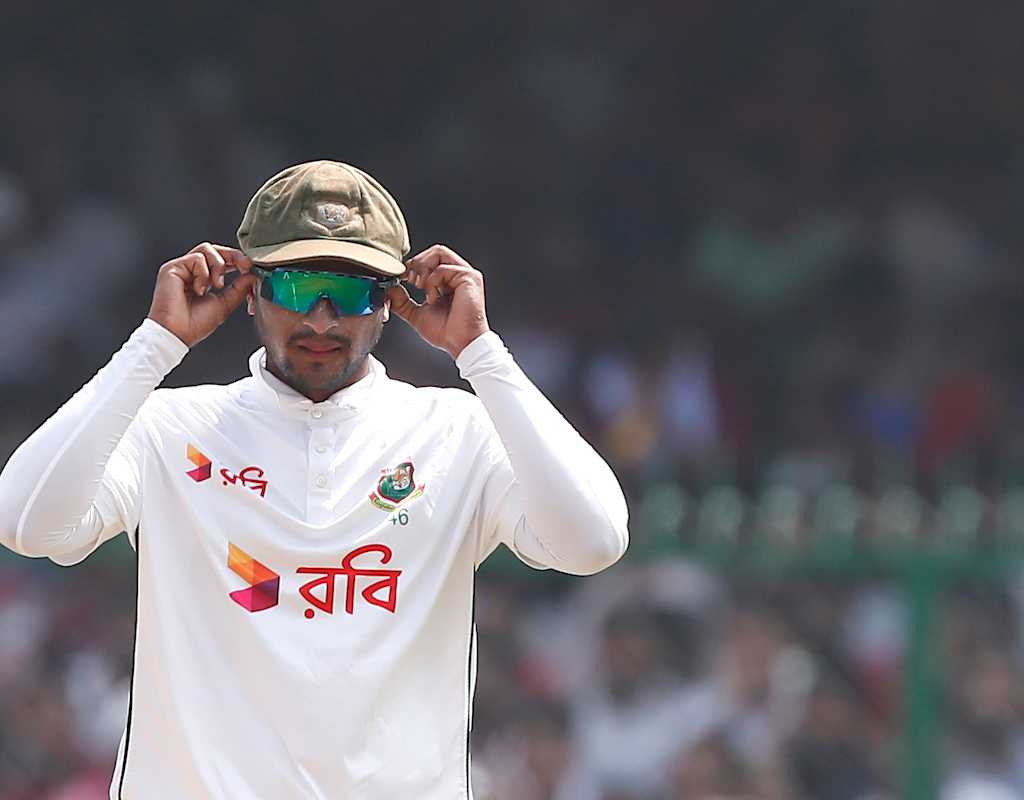 Shakib apologises for silence during protest, seeks support during farewell Test  
