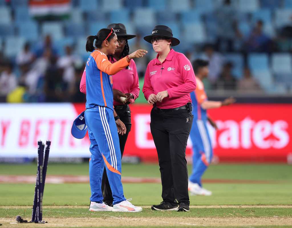 Kerr's controversial non run-out decision leaves India incensed  