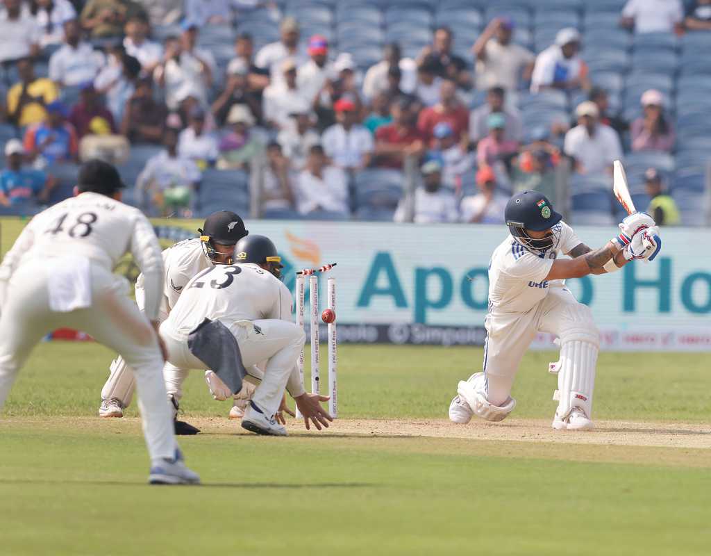 Was in shock getting Kohli out off the full toss - Santner  