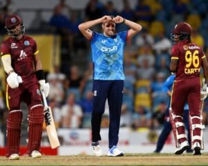 Trescothick Calls for Patience as England Falls to West Indies in ODI Series  