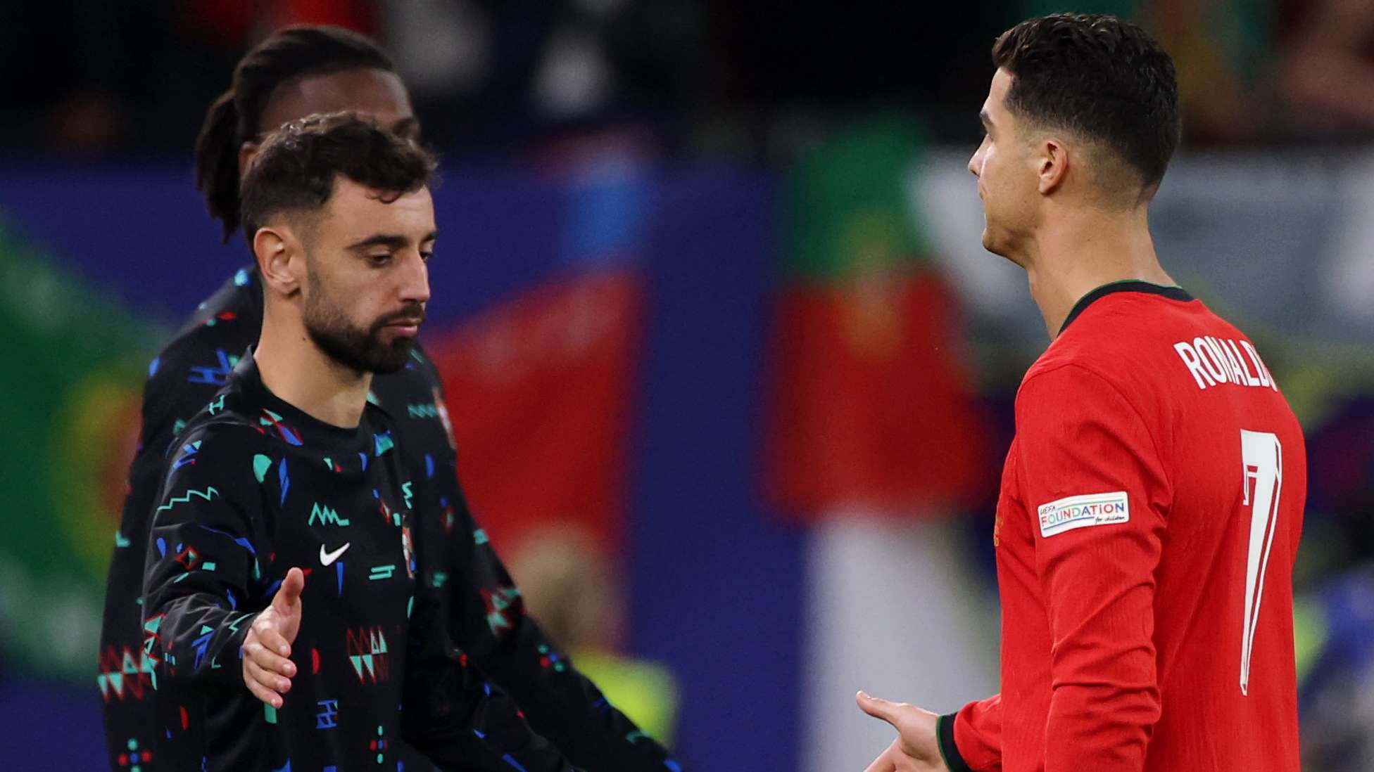 Fernandes in awe of Ronaldo's bicycle kick in demolition of Poland  