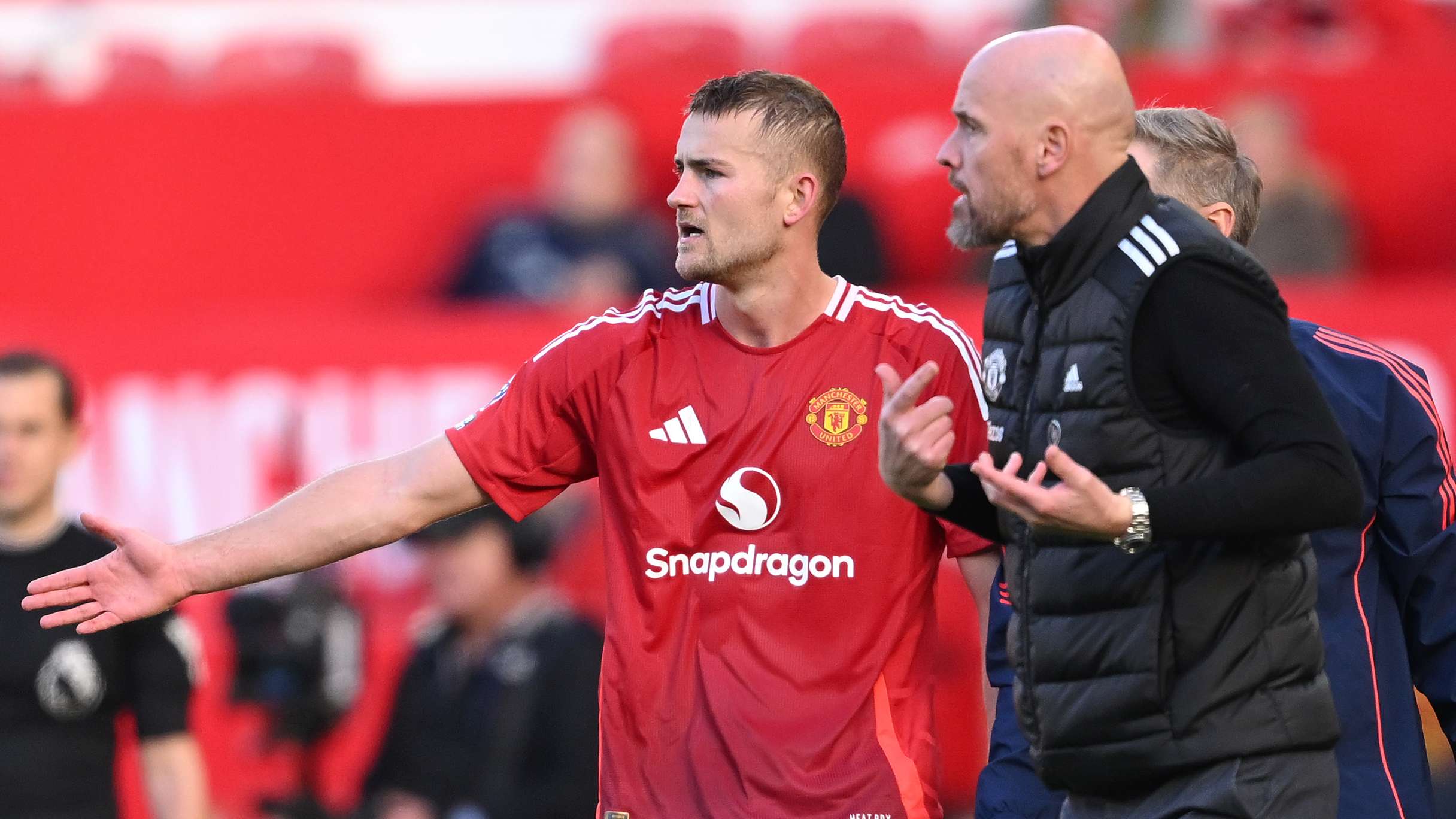 De Ligt insists Ten Hag was unlucky to be sacked  