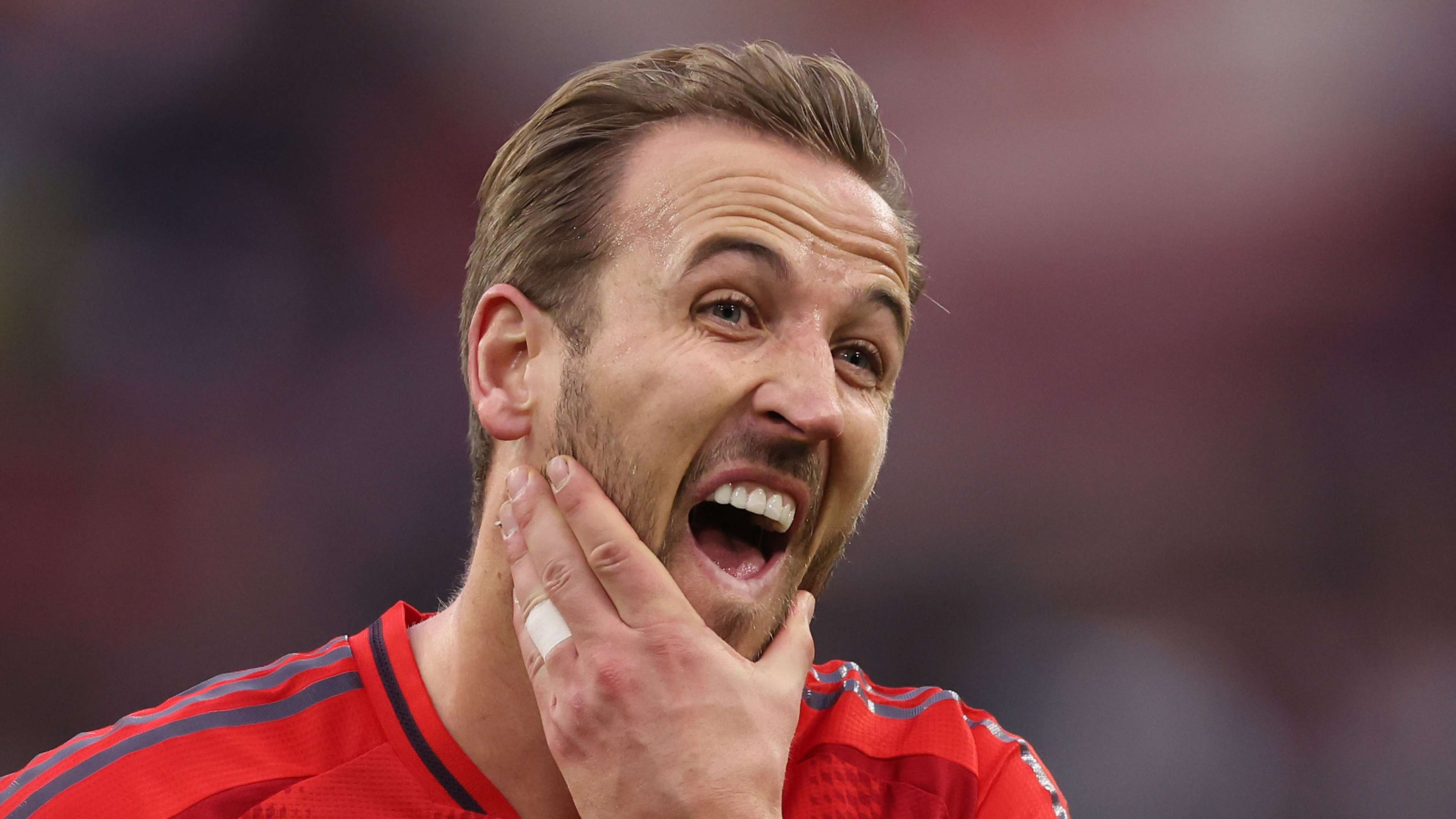 Why kick-off in Bayern's UCL clash against Benfica was delayed  
