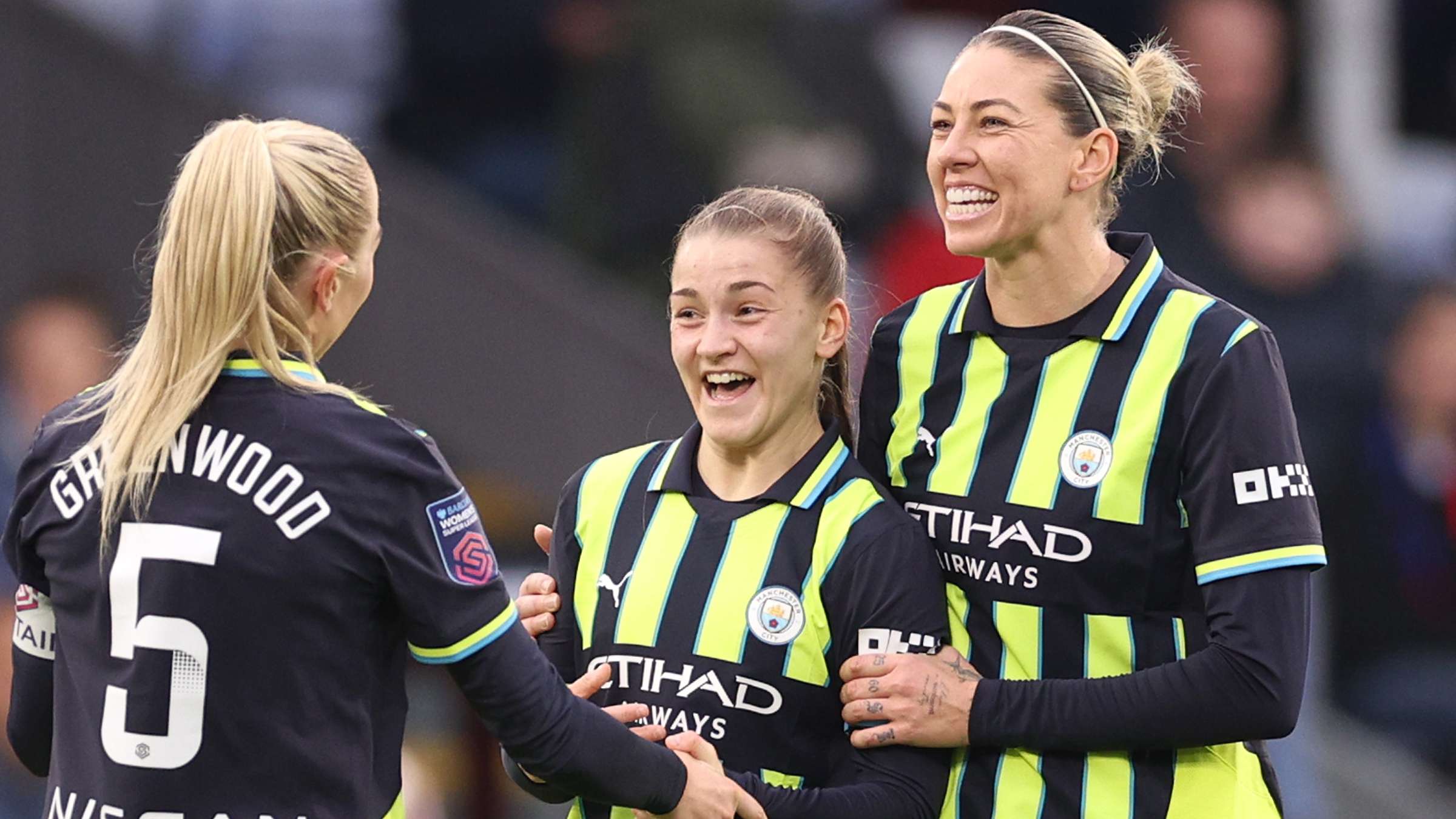 📽️ | Park scores WSL goal of the season contender for Man City  