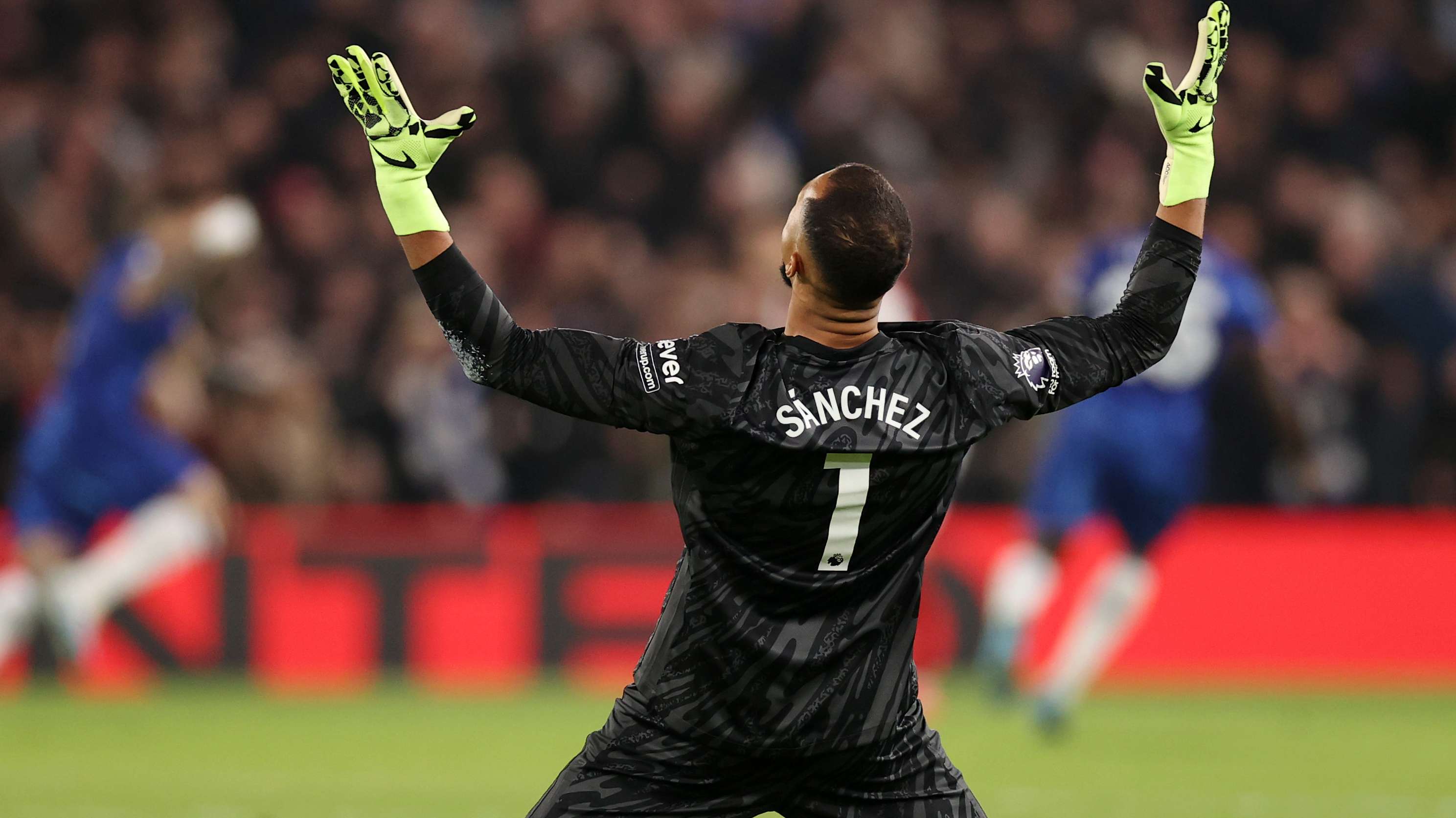 'Worst keeper in our history!' - Chelsea fans rage at 'awful' Sanchez  