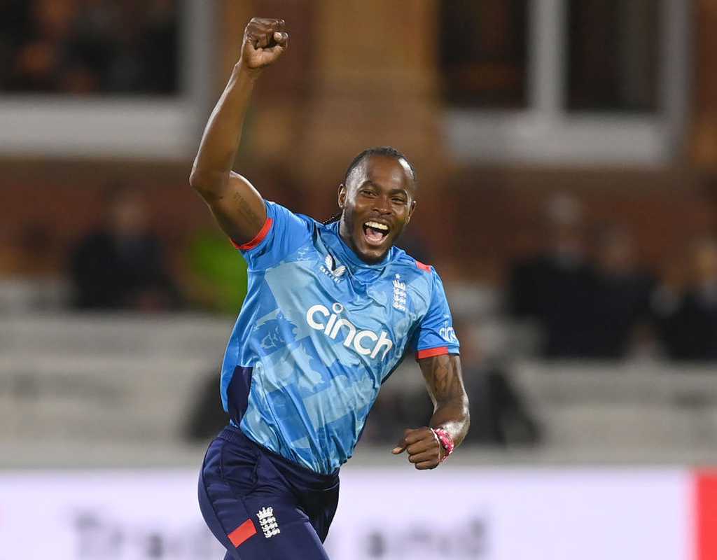 Foreign players commit to next 3 IPL seasons fully  