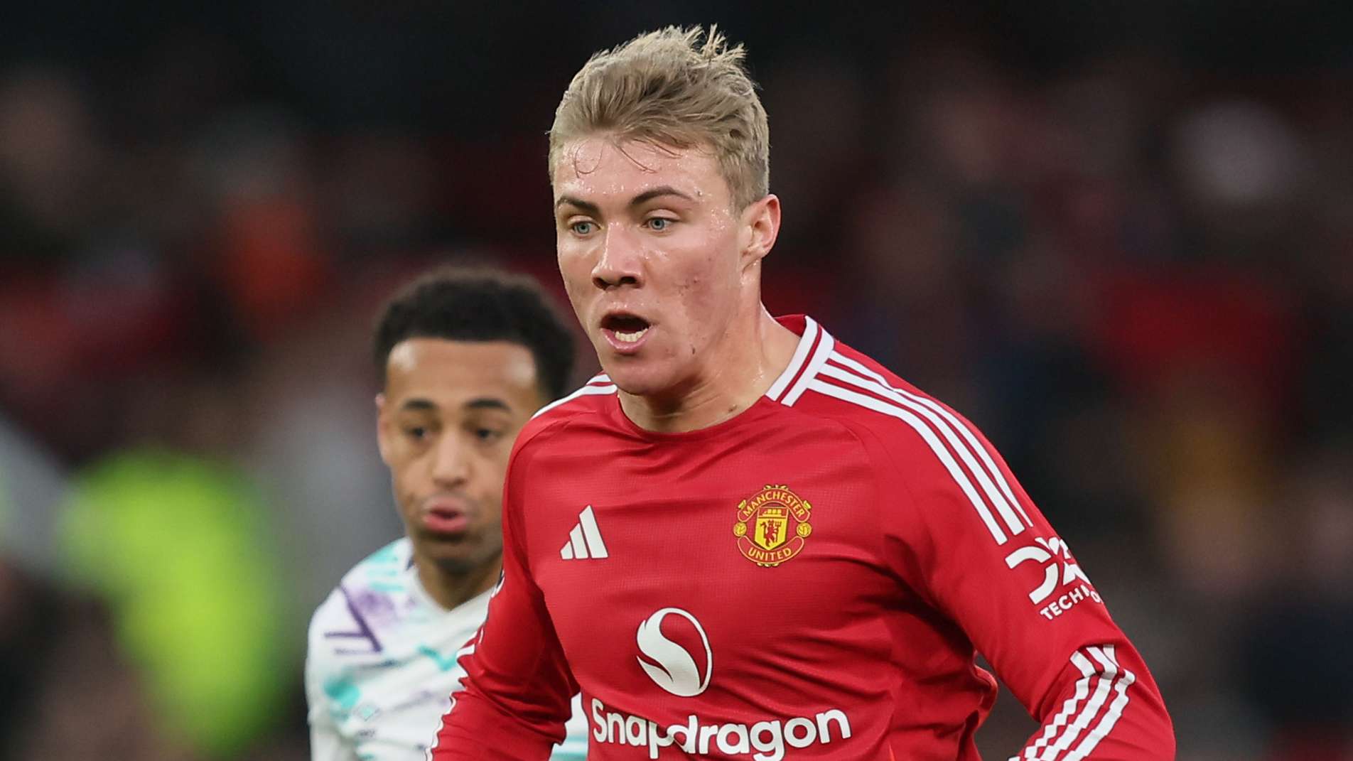 Hojlund slams Man Utd fan for 'disturbing' post  