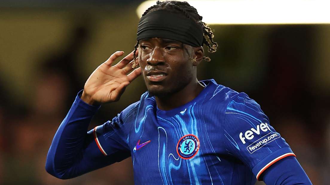 Madueke gives hilarious response to Chelsea title race questions  