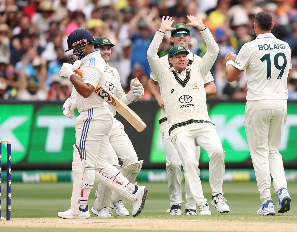 Nitish Reddy steady after India lose Pant, Jadeja  