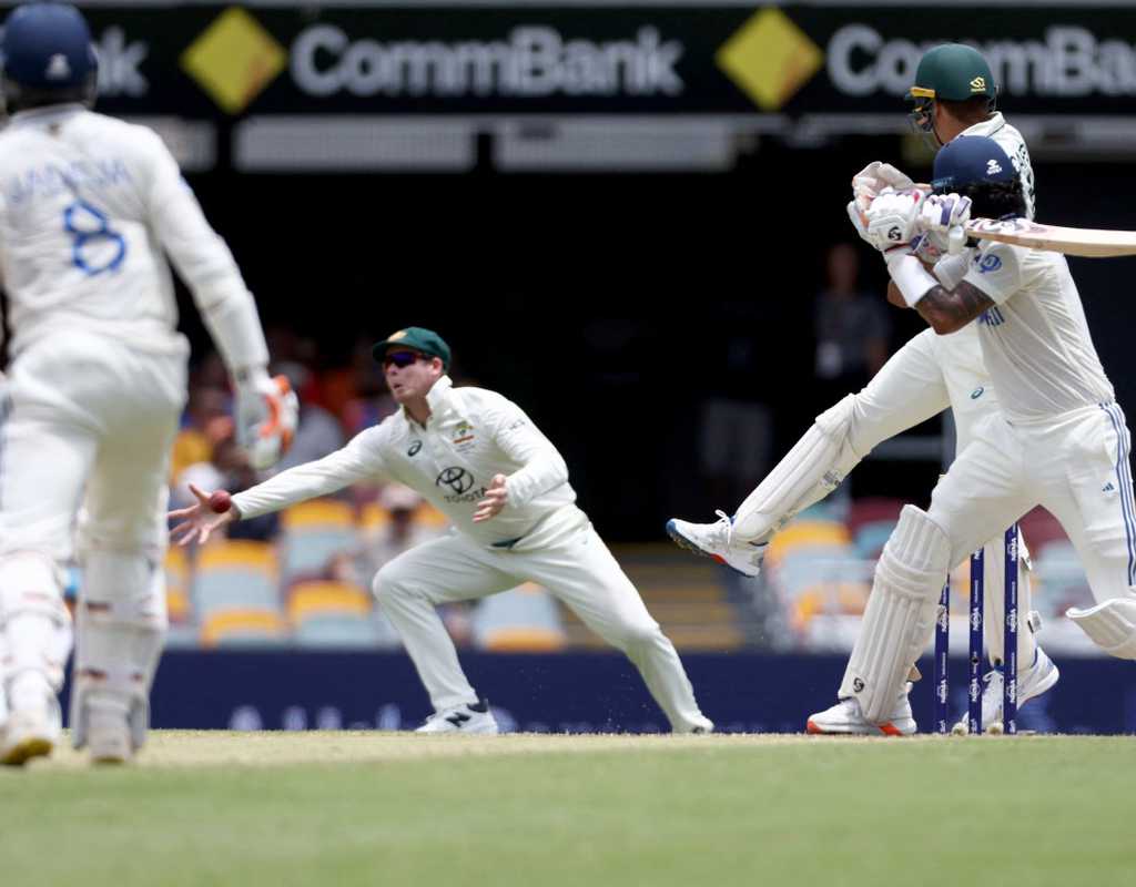 Australia remain on top despite KL Rahul's vigilant knock  