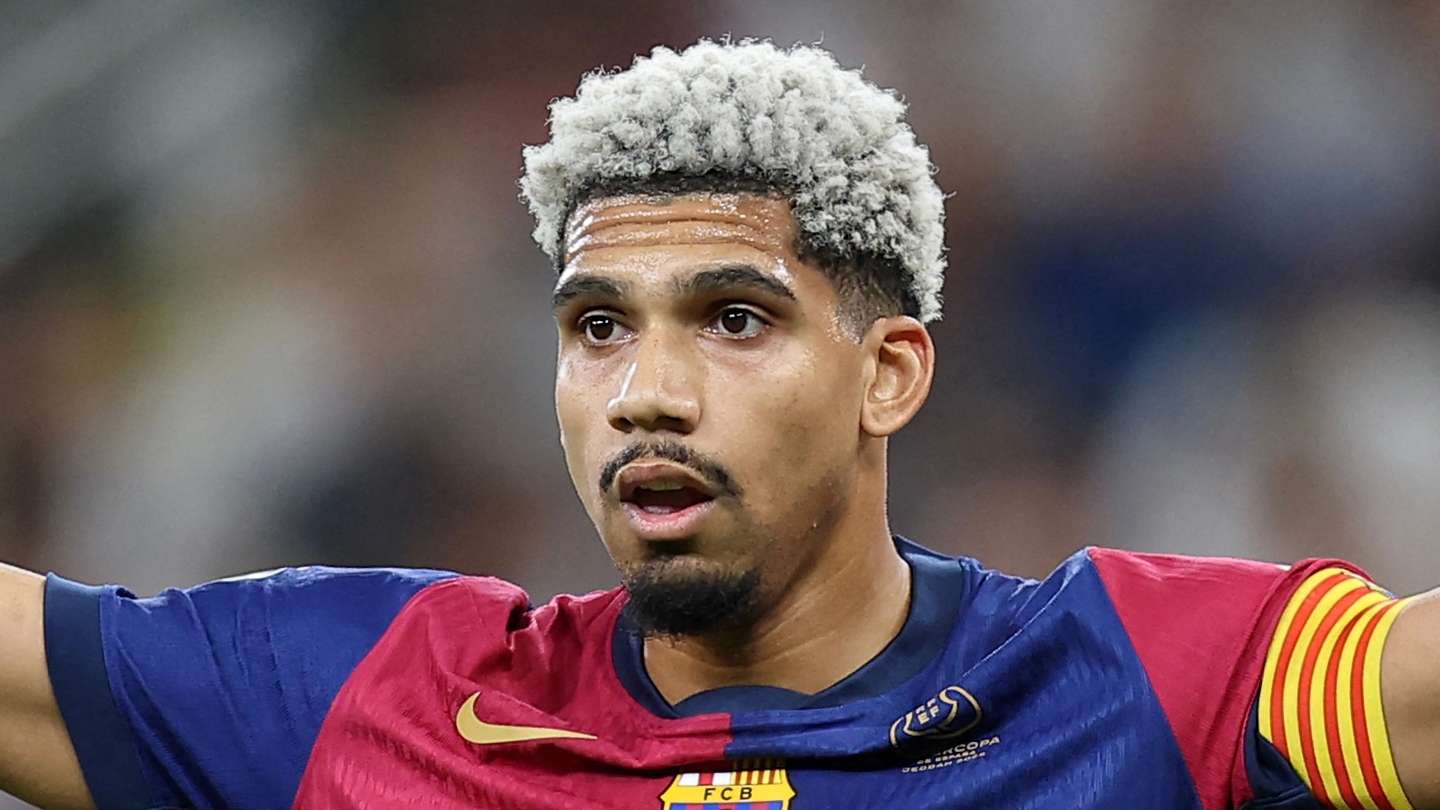 Araujo stays! Barca fight off Juve interest with massive new deal  