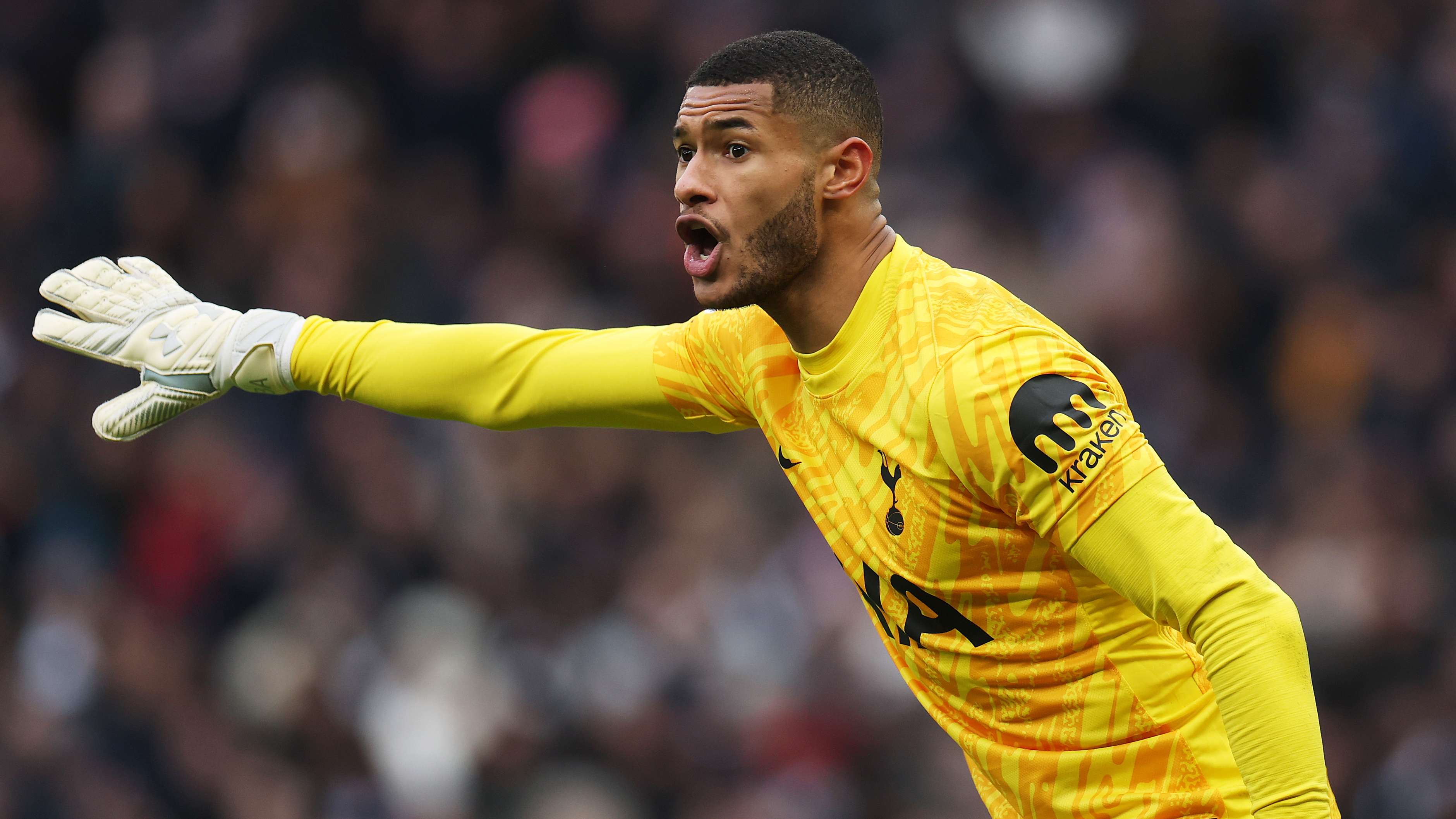 Ex-USYNT goalkeeper Brandon Austin earns first Tottenham start  