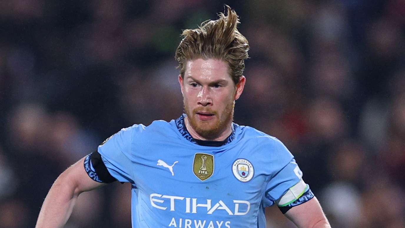 De Bruyne offers fresh update on Man City contract talks  