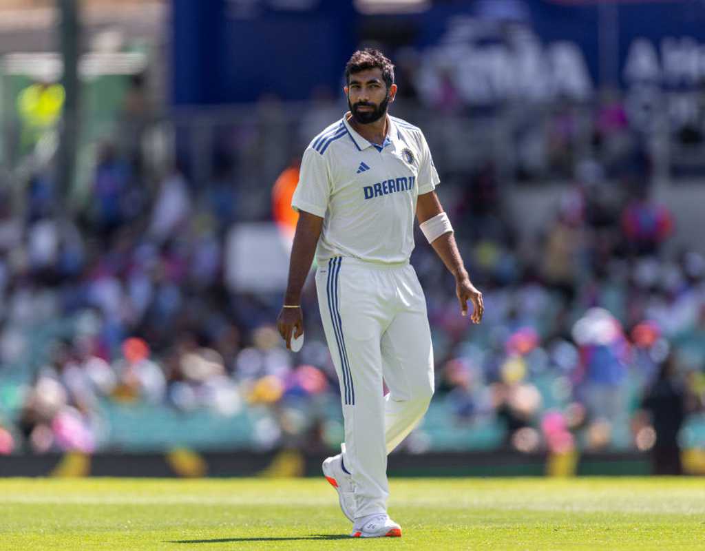 Bumrah leaves SCG to possibly undergo scans  