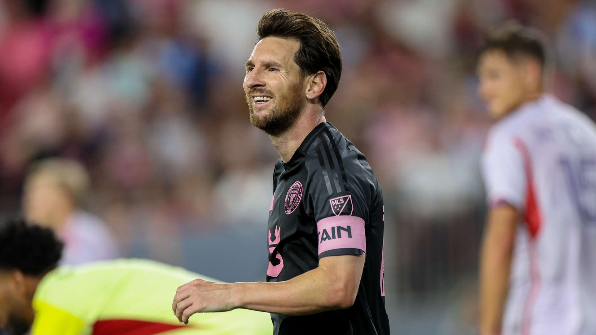 Messi, Suarez fall flat as Miami draw final preseason game  