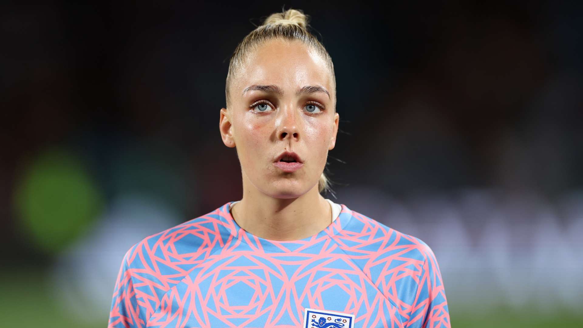 Revealed: Kelly's reaction to Lionesses snub ahead of Arsenal return  
