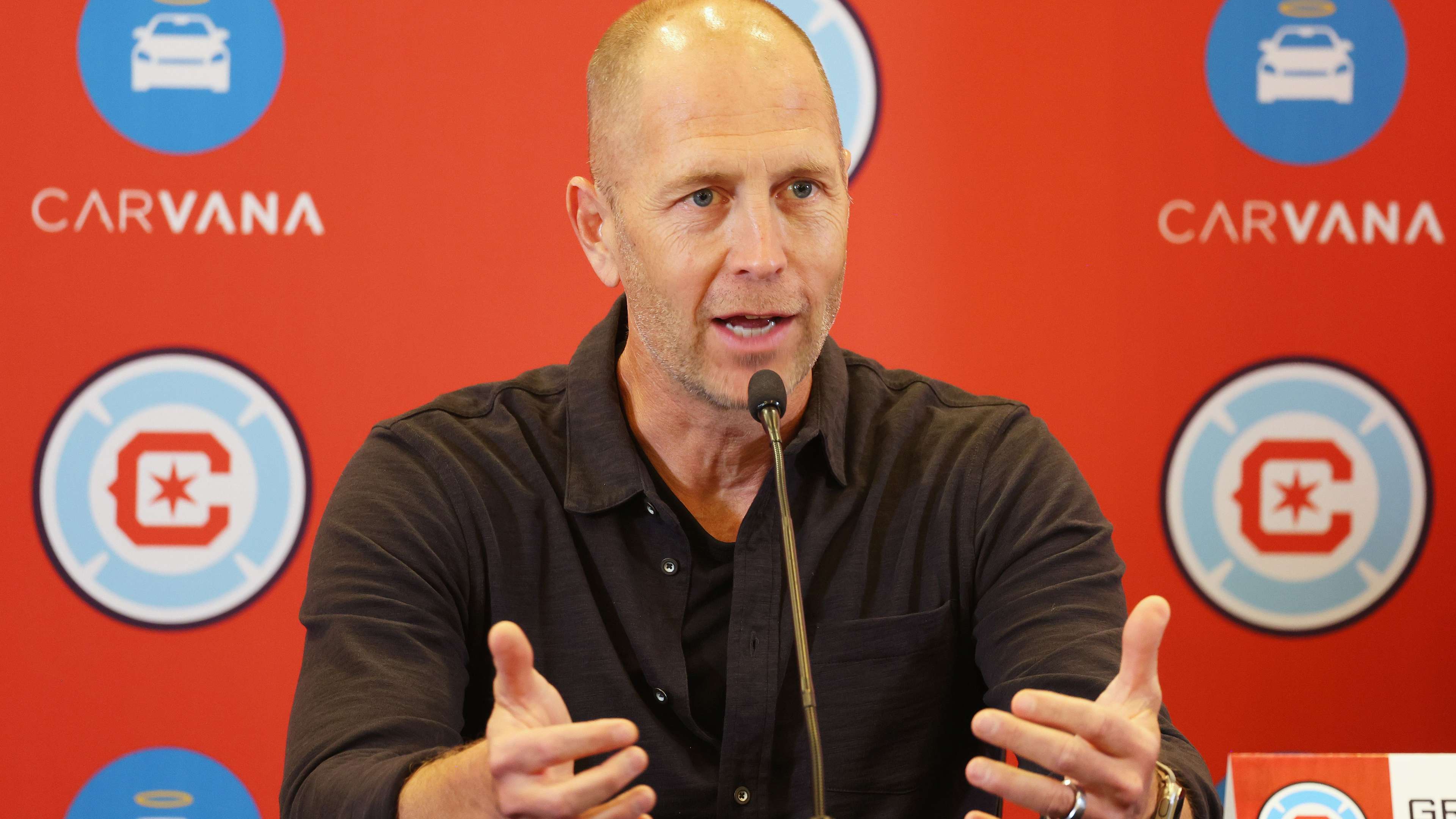 Fire manager Berhalter spotted courtside at Chicago Bulls game  