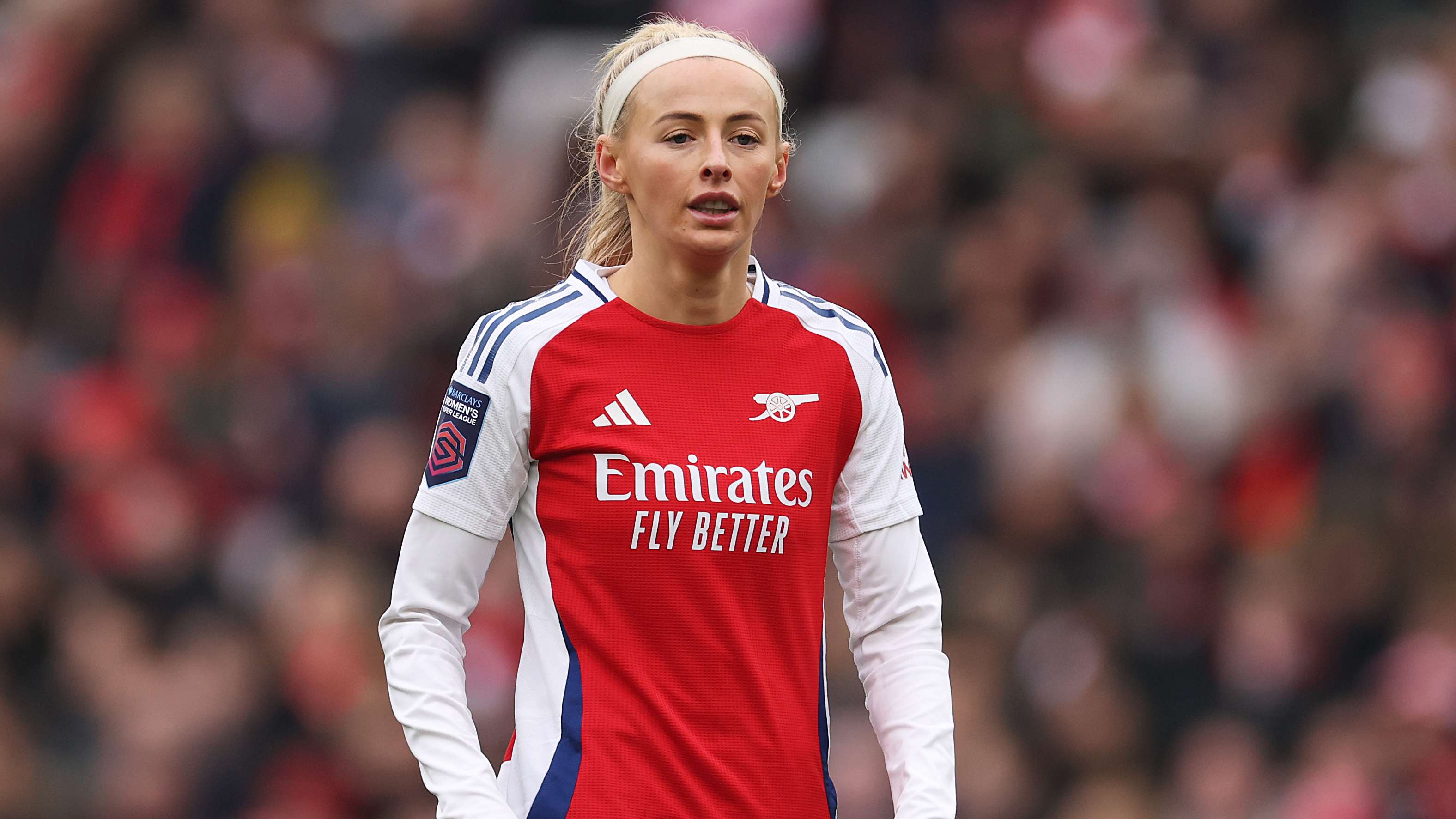 Lionesses star Kelly makes second Arsenal debut in near-historic feat  
