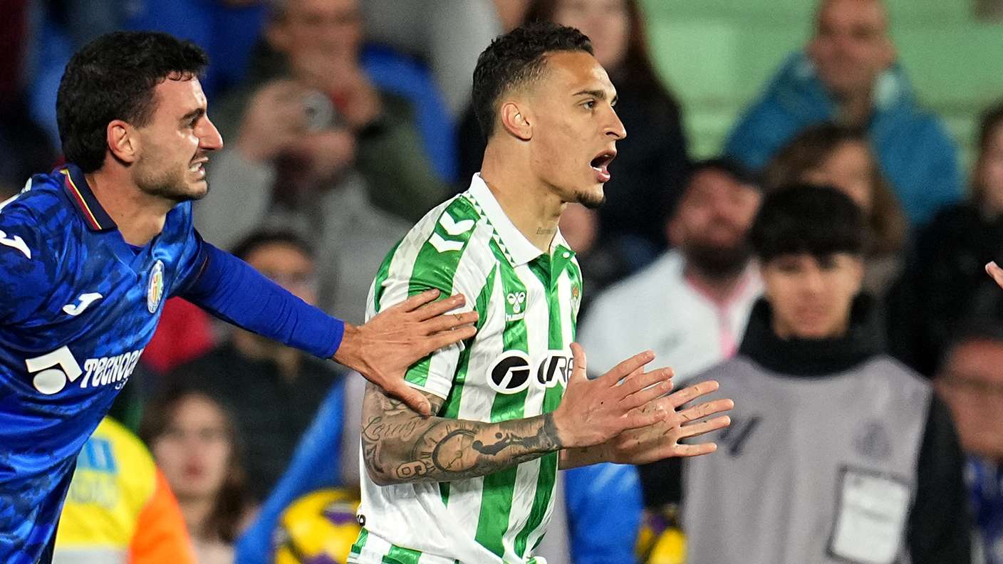Real Betis hope to overturn Antony's ban in time for Madrid clash  
