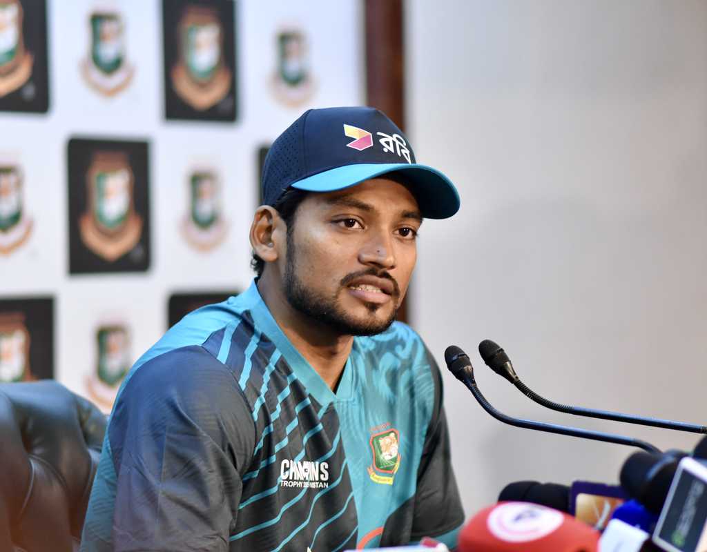 Najmul backs Bangladesh to win Champions Trophy  
