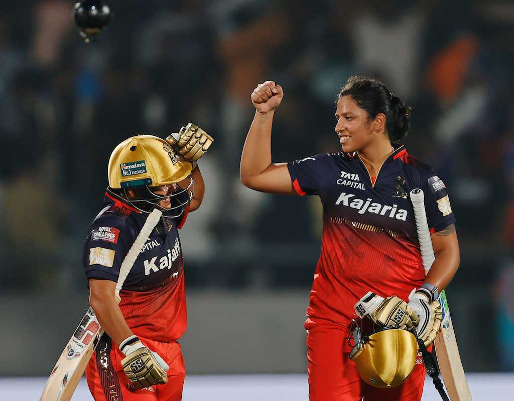 RCB begin title defence with record run chase  