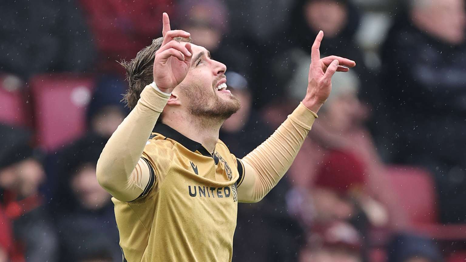 Wrexham handed promotion boost as Smith downs Rotherham  
