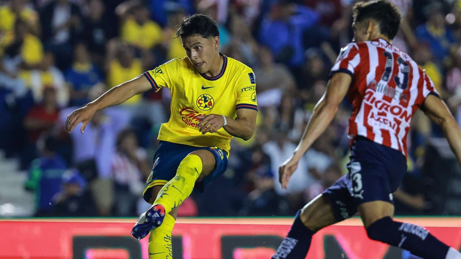 América defeat Chivas to advance to the CCC quarterfinals  