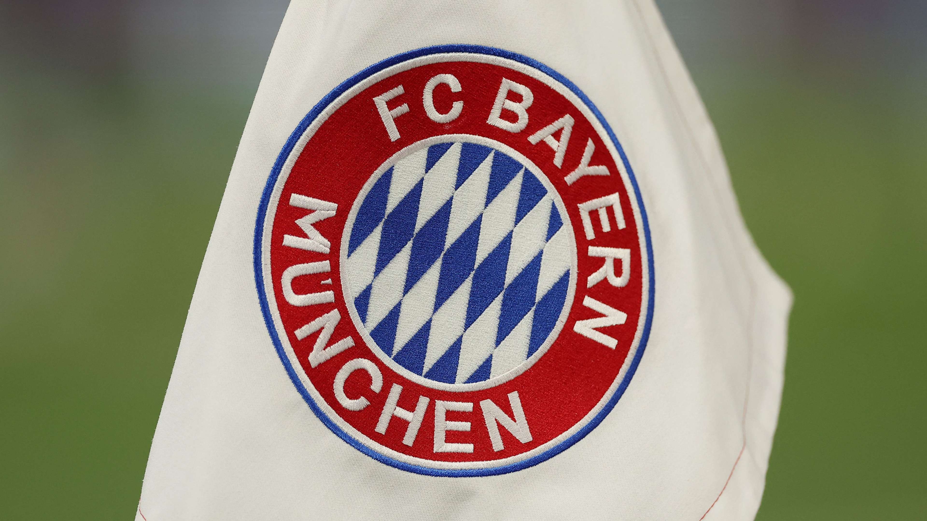 Bayern pay tribute as teenage star dies after severe head injury  