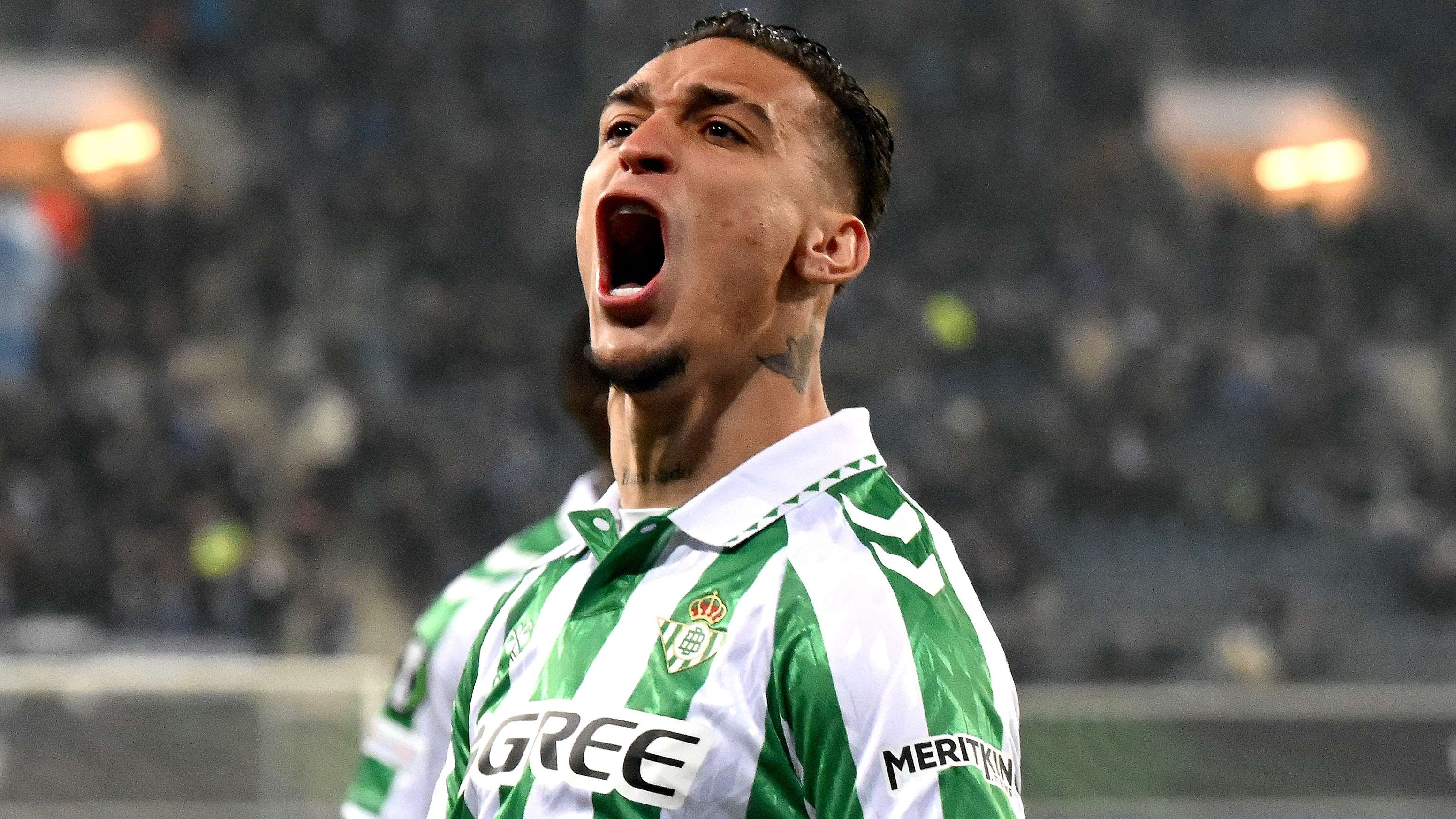 Antony set for Man Utd talks with winger eager for Betis stay  