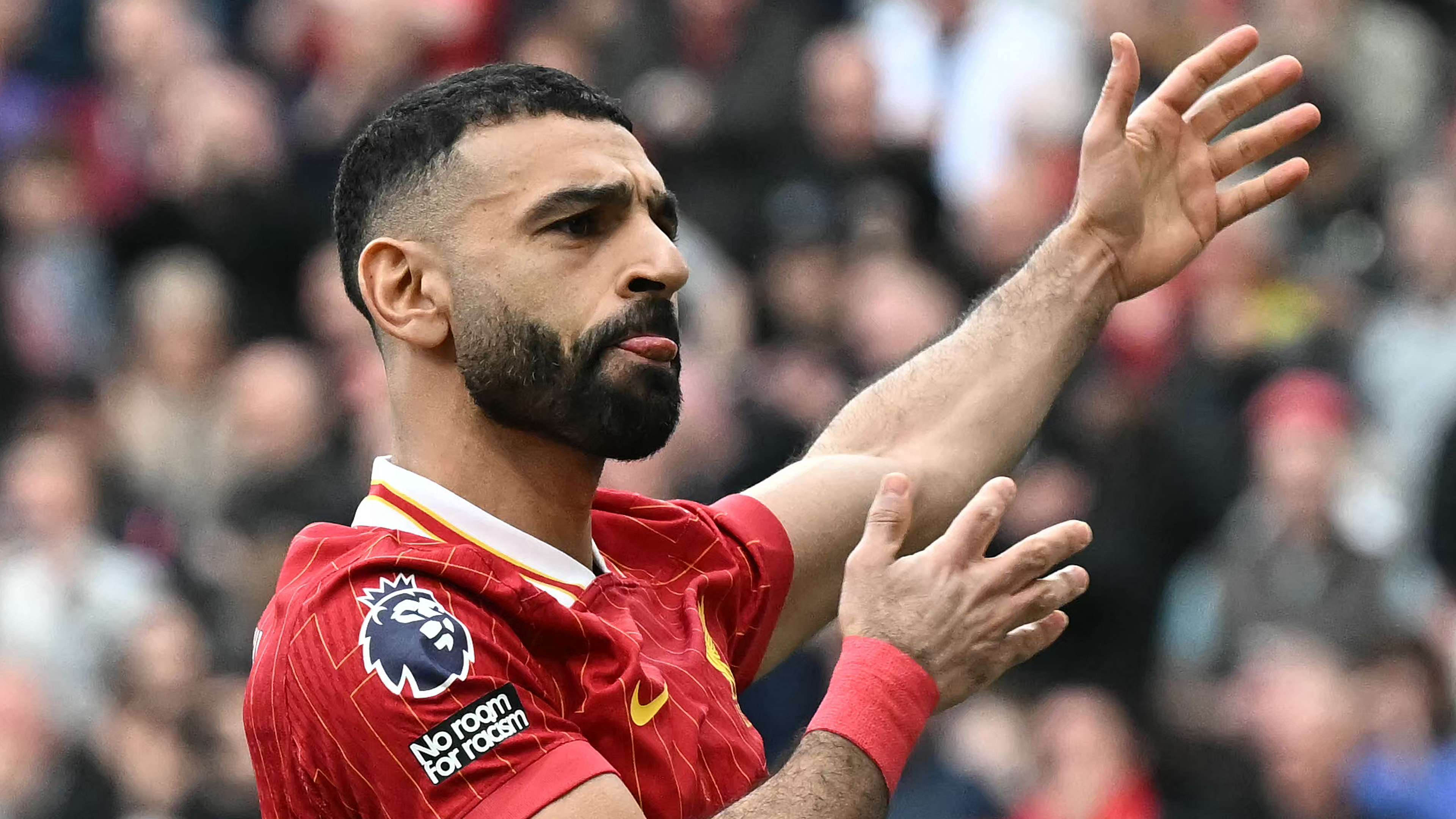 "Kids don't want to be No.9 because of Salah and Messi' - England legend points the finger at superstars  
